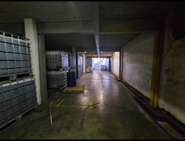 5,500M² WAREHOUSE FOR SALE IN ALBERTON NORTH